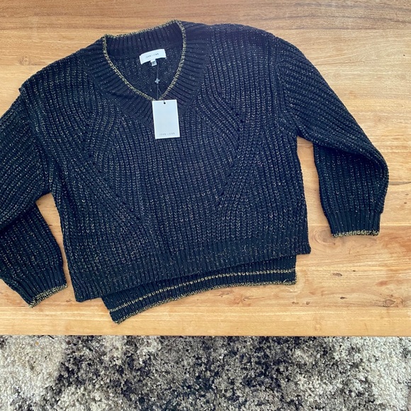 NWT John + Jenn Sweater - Picture 4 of 4